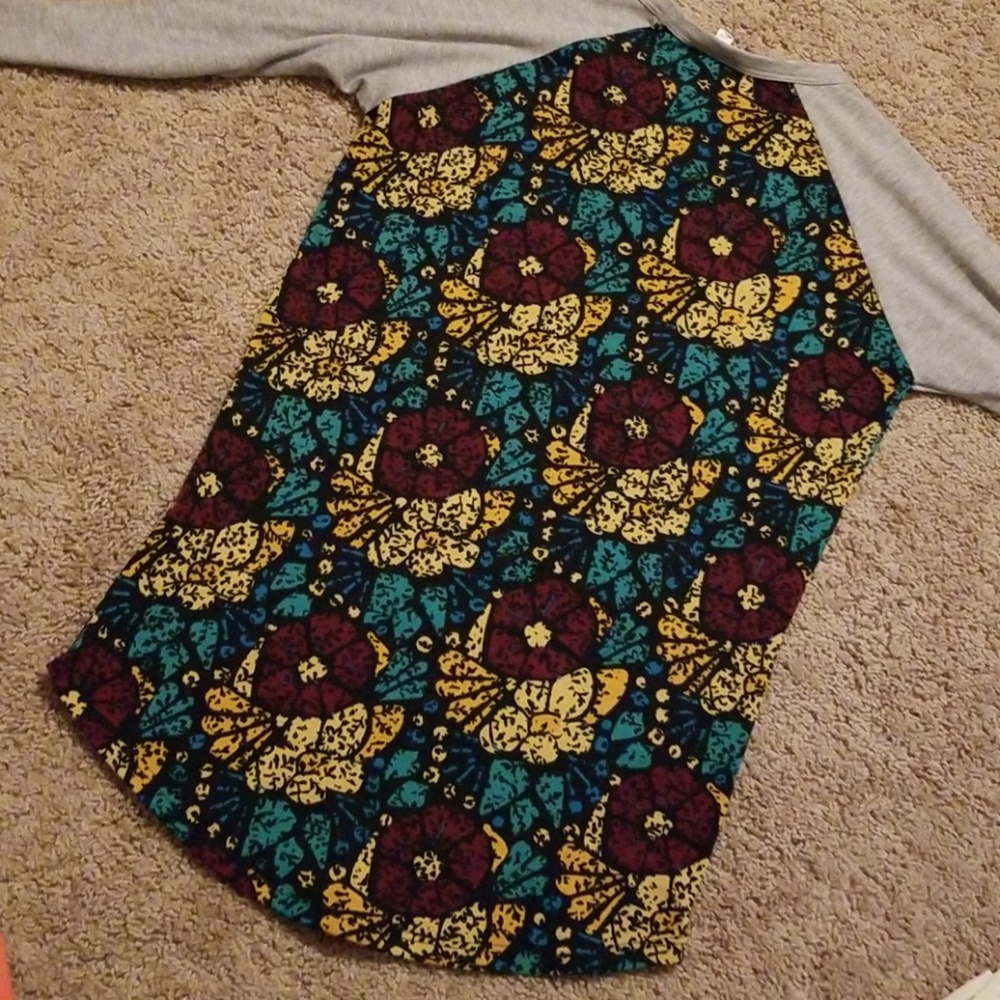 Lularoe Randy Baseball Tee - Picture 3 of 3
